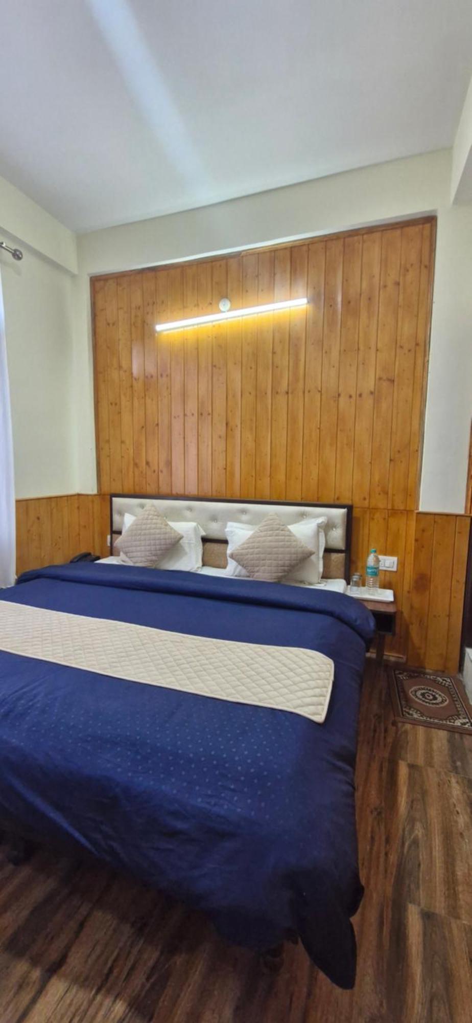 Hotel White Villa 西姆拉 外观 照片